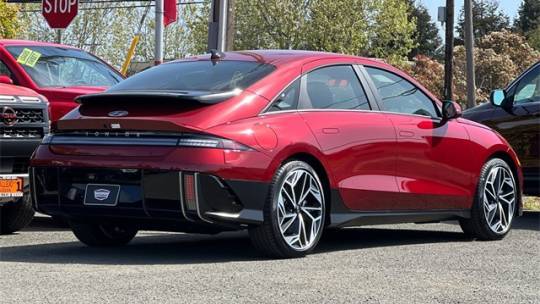 2025 Hyundai IONIQ 6 KMHM34AA2SA098934