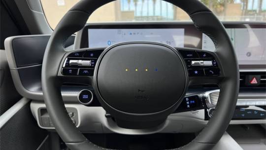 2025 Hyundai IONIQ 6 KMHM34AA9SA095996