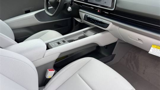 2025 Hyundai IONIQ 6 KMHM34AA9SA095996