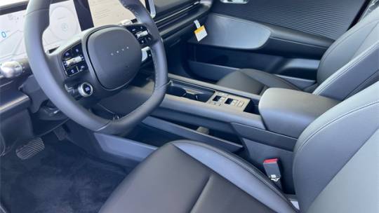 2025 Hyundai IONIQ 6 KMHM34AA2SA098934