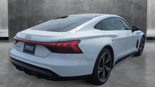 2022 Audi e-tron GT WAUCJBFW1N7001400