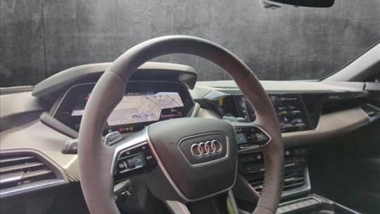 2022 Audi e-tron GT WAUCJBFW1N7001400