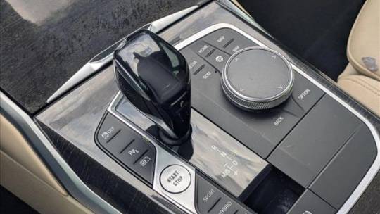 2021 BMW 3 Series - Images - 15