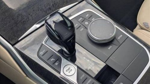 2021 BMW 3 Series - Images - 15