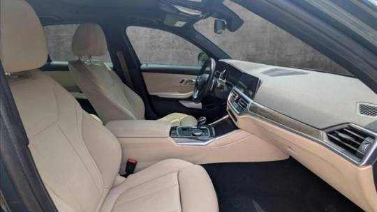 2021 BMW 3 Series - Images - 21