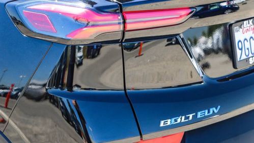 2023 Chevrolet Bolt - Images - 11