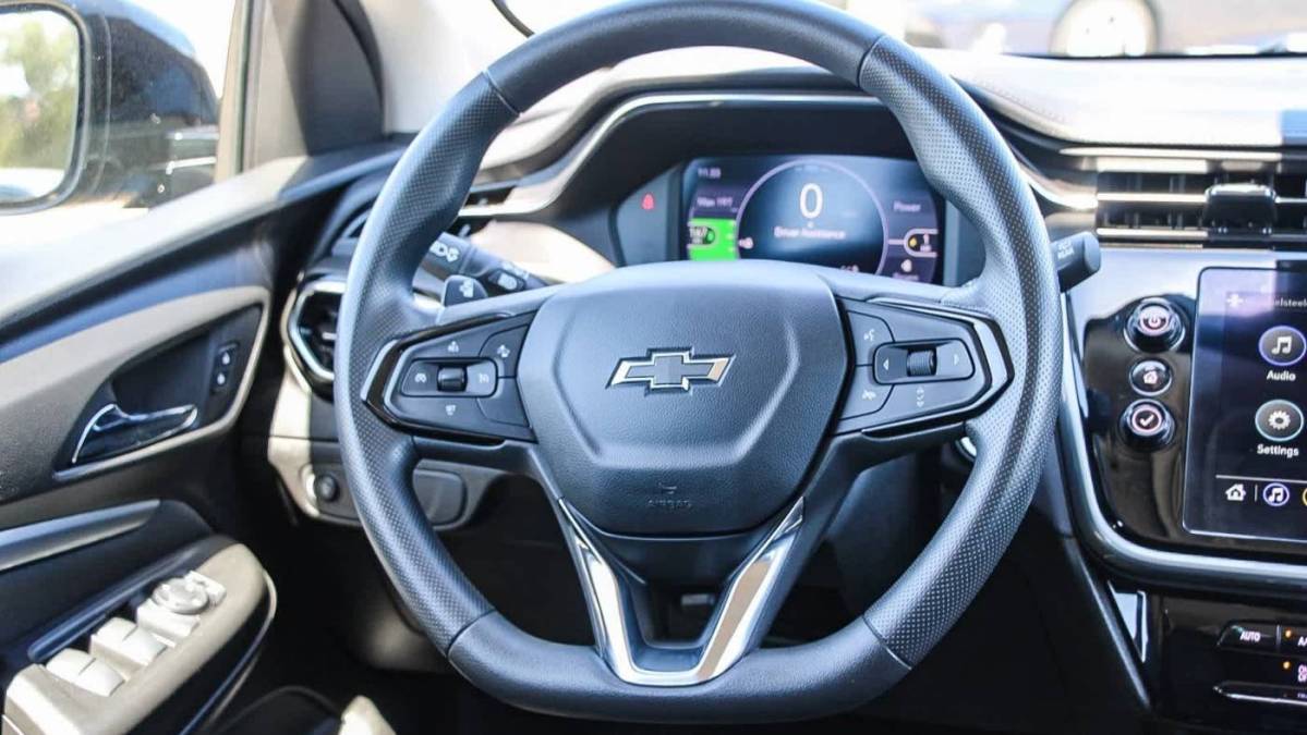 2023 Chevrolet Bolt - Images - 15