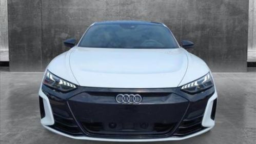 2022 Audi e-tron GT WAUCJBFW1N7001400