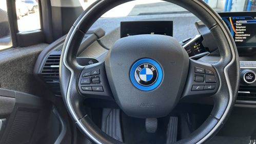 2017 BMW i3 - Images - 10