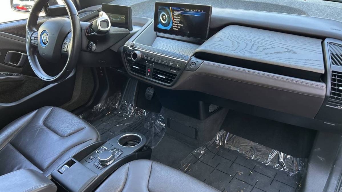 2017 BMW i3 - Images - 14