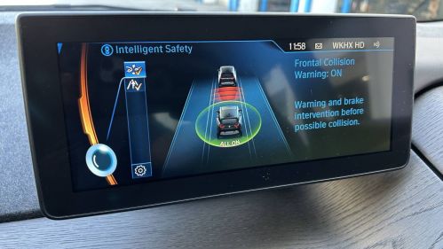 2017 BMW i3 - Images - 22