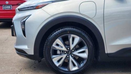 2022 Chevrolet Bolt - Images - 8