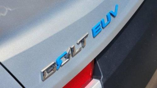 2022 Chevrolet Bolt - Images - 12