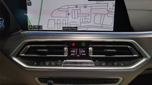 2022 BMW X5 - Images - 16