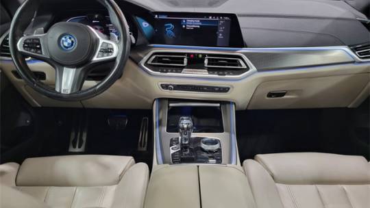 2022 BMW X5 - Images - 21