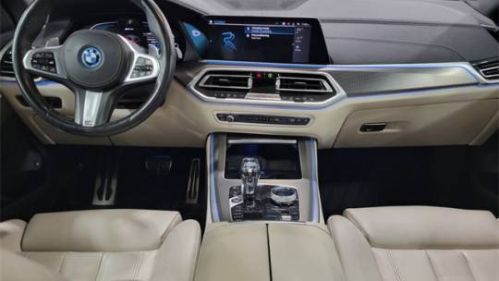2022 BMW X5 - Images - 21