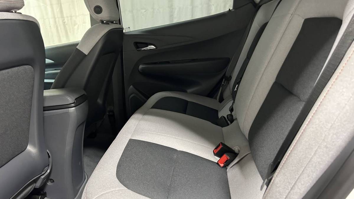 2020 Chevrolet Bolt - Images - 10