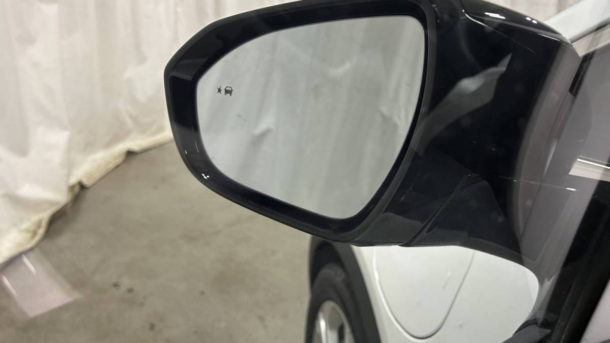 2020 Chevrolet Bolt - Images - 13