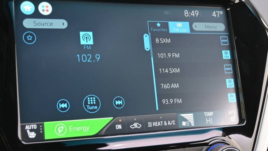 2017 Chevrolet Bolt - Images - 28