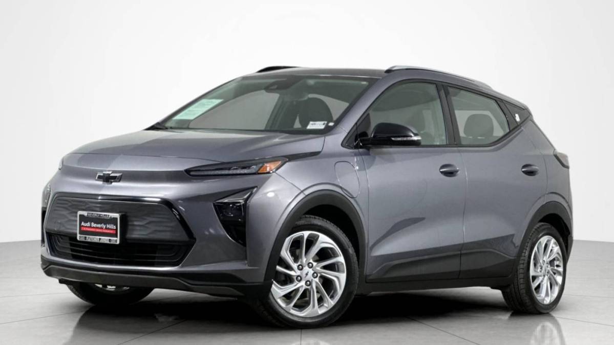 2023 Chevrolet Bolt - Images - 1