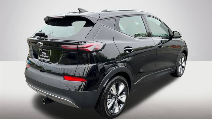 2023 Chevrolet Bolt - Images - 2