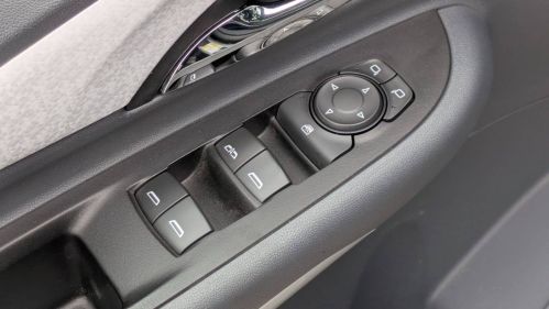 2018 Chevrolet Bolt - Images - 11