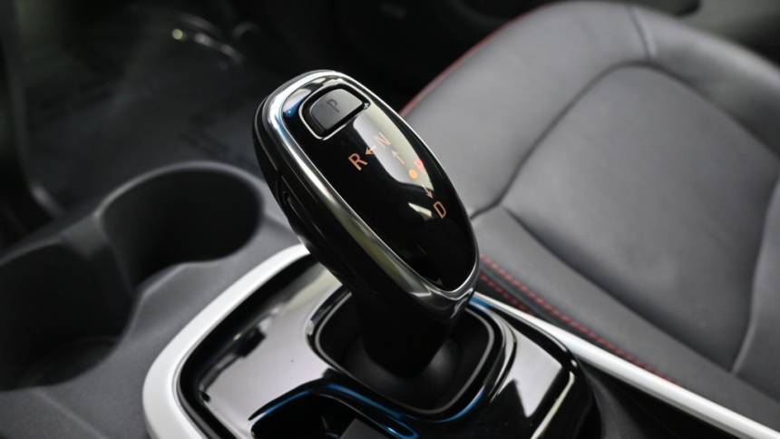 2017 Chevrolet Bolt - Images - 30