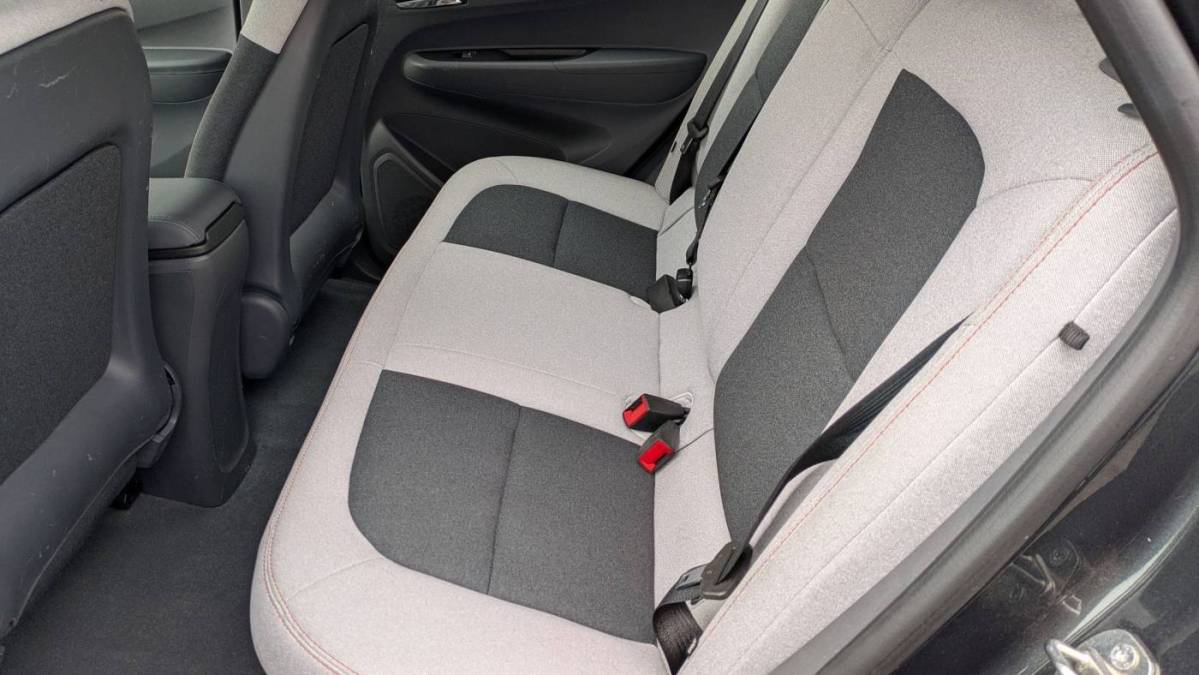 2018 Chevrolet Bolt - Images - 21