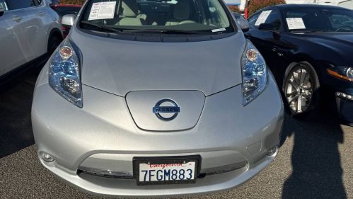 2015 Nissan LEAF - Images - 6