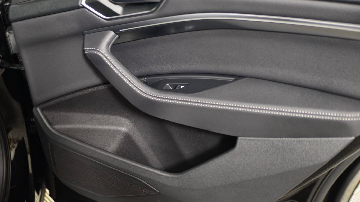 2022 Audi e-tron WA1AAAGE4NB009668