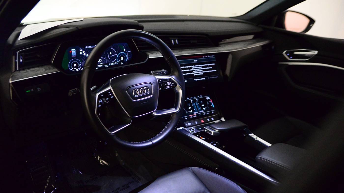 2022 Audi e-tron WA1AAAGE4NB009668