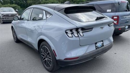 2025 Ford Mustang Mach E - Images - 4