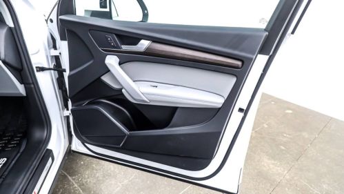 2022 Audi Q5 - Images - 24