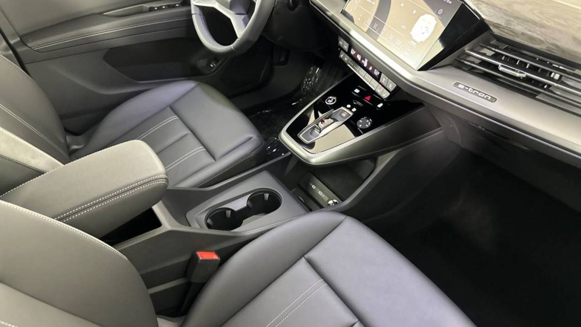 2025 Audi Q4 e-tron - Images - 15