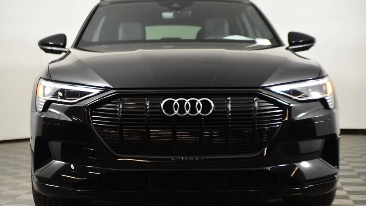 2022 Audi e-tron - Images - 7