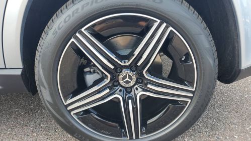2025 Mercedes GLE - Images - 7