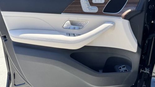 2025 Mercedes GLE - Images - 12