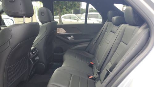 2025 Mercedes GLE - Images - 12