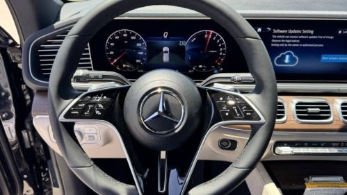 2025 Mercedes GLE - Images - 17