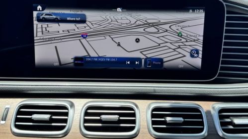 2025 Mercedes GLE - Images - 22