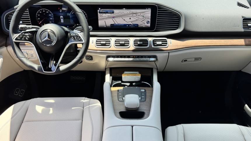 2025 Mercedes GLE - Images - 23
