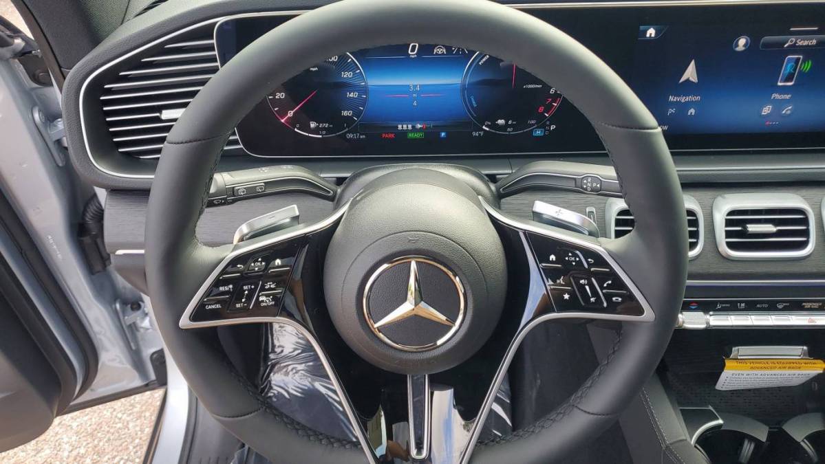 2025 Mercedes GLE - Images - 26