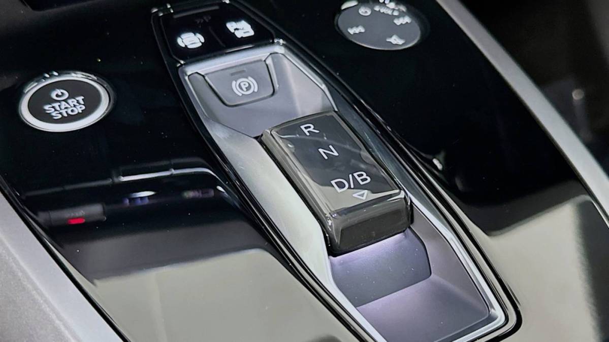 2025 Audi Q4 e-tron - Images - 6
