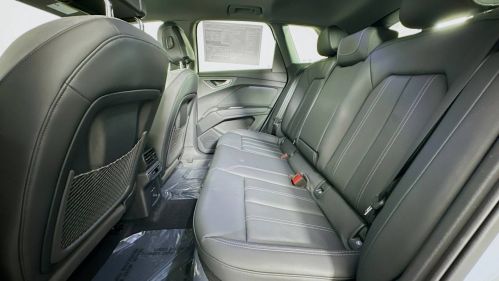 2025 Audi Q4 e-tron - Images - 8