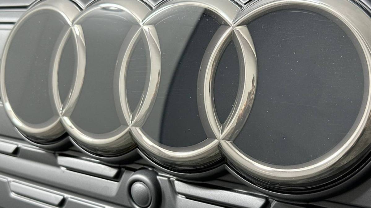 2025 Audi Q4 e-tron - Images - 13
