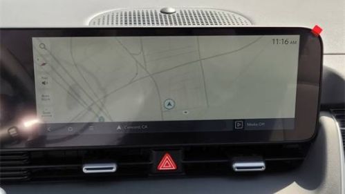 2025 Hyundai IONIQ 5 - Images - 9