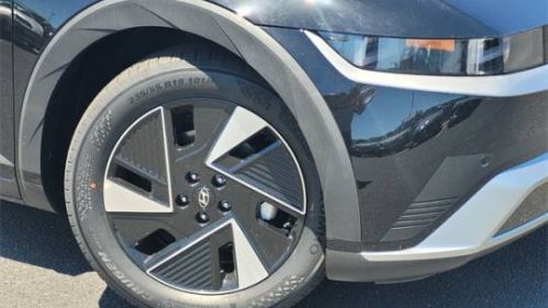 2025 Hyundai IONIQ 5 - Images - 5