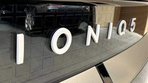 2025 Hyundai IONIQ 5 - Images - 9