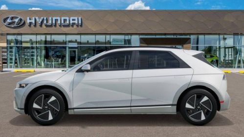 2025 Hyundai IONIQ 5 - Images - 3
