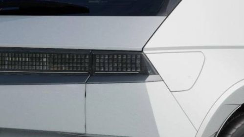 2025 Hyundai IONIQ 5 - Images - 10